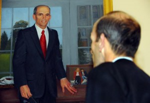 10917e3e0ee951f0-wgov-looking-at-gov-300x206