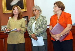 2dfcad7365ac83dd-wcommissioners-300x206