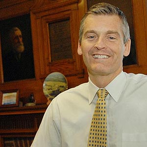 43755d77ebf91957-cummings