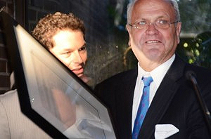 6b2da8b6816ea576-DSC_25341-300x198