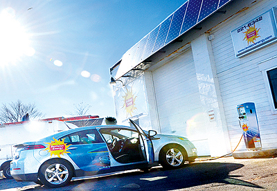 9bc13bc0bcc65575-f838be8ca814b889-wSolarcar1