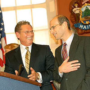 9bcd14c02243d18f-barclays