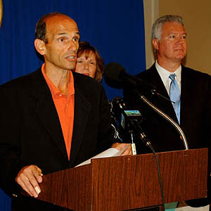 a65d16c55f7088ed-stateaward3