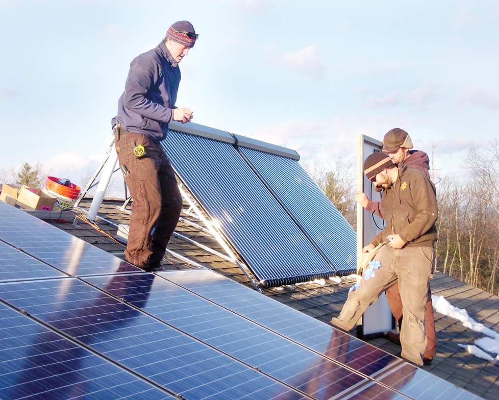 c22c7f34f30f5aaf-geoffjoshberiklaypvandshwniceshot