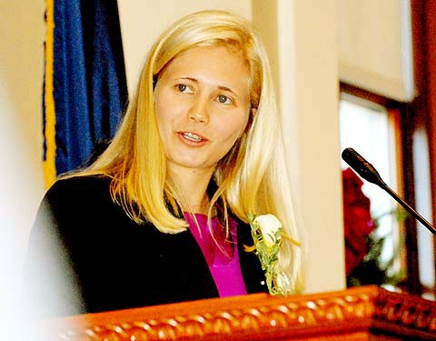 ff848ef2e10bc764-nhannah