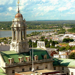 This image has an empty alt attribute; its file name is b738719c73d09002-bbportland.jpg